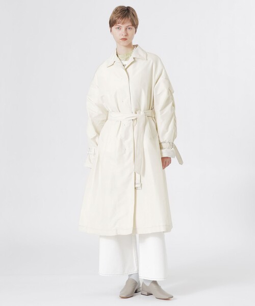 LOVELESS（ラブレス）の「ギャザースリーブオーバーコート（トレンチコート・レディース・ベージュ系その他/ホワイト系その他・36）」の3枚目の写真