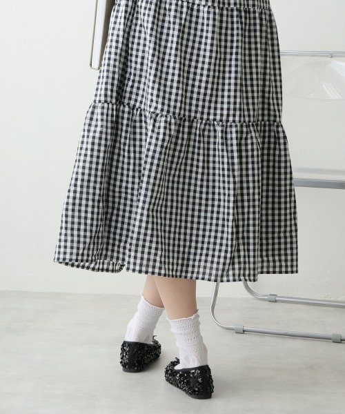 DEMETER(デメテル)の「ラウンドトゥ スパンコール リボン バレエパンプス(パンプス・レディース・ガンメタ/ブラック/アイボリー・S/LL/L/M)」の21枚目の写真