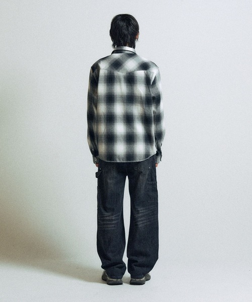 SLOWACID（スローアシッド）の「【UNISEX】SLOW ACID／オンブレチェックシャツ（シャツ/ブラウス・レディース・ボルドー/ブラック・MEDIUM/LARGE）」の4枚目の写真