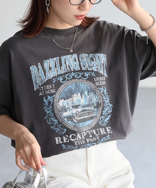 Riberry(リベリー)の「カレッジロゴヴィンテージライクピグメントTシャツ(Tシャツ/カットソー・レディース・グレー系1/ホワイト系1/ホワイト系2/グレー系2・FREE)」の4枚目の写真