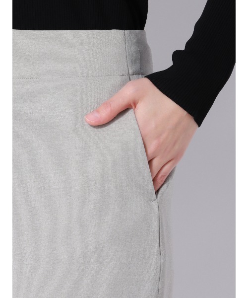 SUIT SQUARE(スーツスクエア)の「ロングタイトスカート ウォッシャブル 2WAYストレッチ ドライトロピカル 無地(スーツスカート・レディース・ブラック系/グレー系・36(7号)/40(11号)/38(9号))」の14枚目の写真