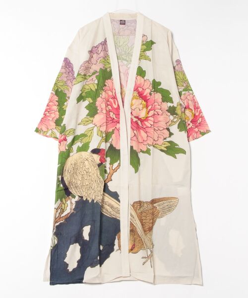 倭物やカヤ(ワモノヤカヤ)の「【倭物やカヤ】花鳥UV長羽織(カーディガン/ボレロ・レディース・レッド/ホワイト/ブラック/ネイビー・FREE)」の5枚目の写真