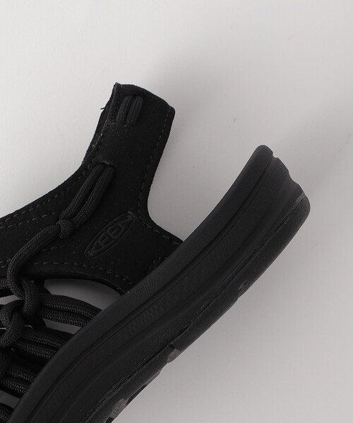 KEEN(キーン)の「<KEEN>ユニーク スニーカー / サンダル(サンダル・レディース・ブラック/オフホワイト・24.5cm/24cm/23cm/23.5cm/25cm)」の19枚目の写真