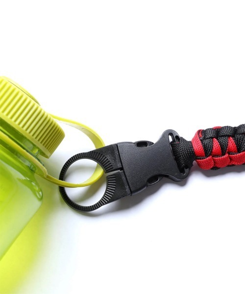 NANGA（ナンガ）の「NANGA / ナンガ PARACORD BOTTLE HOLDER パラコード ボトルホルダー（アウトドアグッズ・メンズ・レッド/オレンジ/ブラック/グレー・FREE）」の8枚目の写真