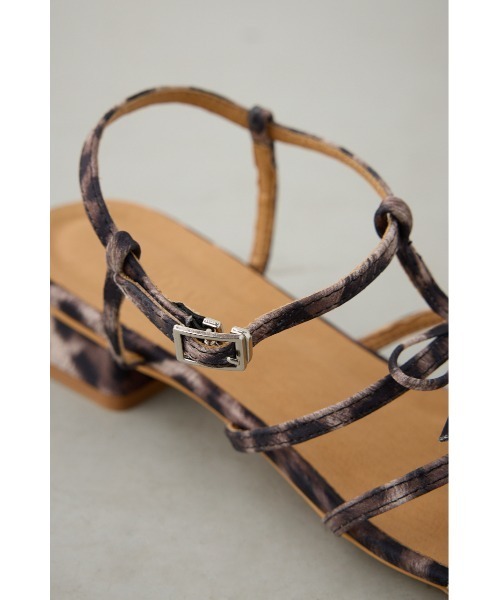 AZUL by moussy(アズールバイマウジー)の「リボンポインテッドサンダル(サンダル・レディース・ブラック/ブラウン系その他・SMALL/MEDIUM/LARGE)」の20枚目の写真