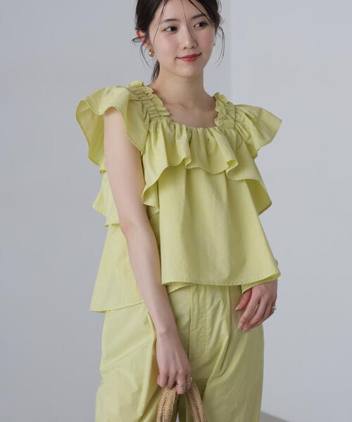FREE'S MART(フリーズマート)の「◆〈セットアップ対応〉ギャザーショルダーノースリーブブラウス(シャツ/ブラウス・レディース・ブラック/イエロー・FREE)」の1枚目の写真