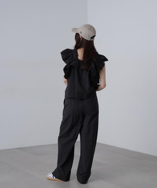 FREE'S MART(フリーズマート)の「◆〈セットアップ対応〉ギャザーショルダーノースリーブブラウス(シャツ/ブラウス・レディース・ブラック/イエロー・FREE)」の8枚目の写真