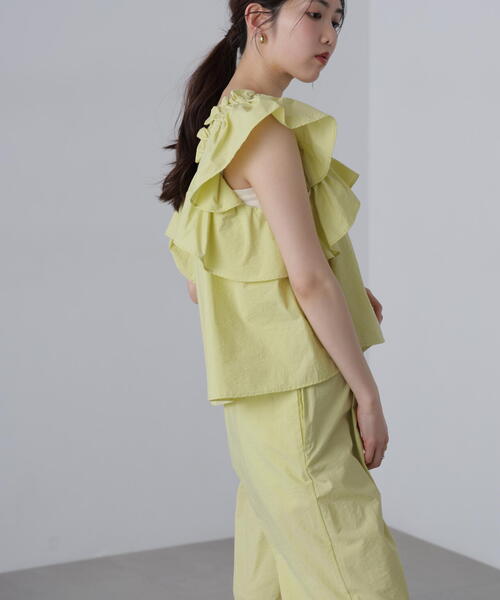 FREE'S MART(フリーズマート)の「◆〈セットアップ対応〉ギャザーショルダーノースリーブブラウス(シャツ/ブラウス・レディース・ブラック/イエロー・FREE)」の18枚目の写真