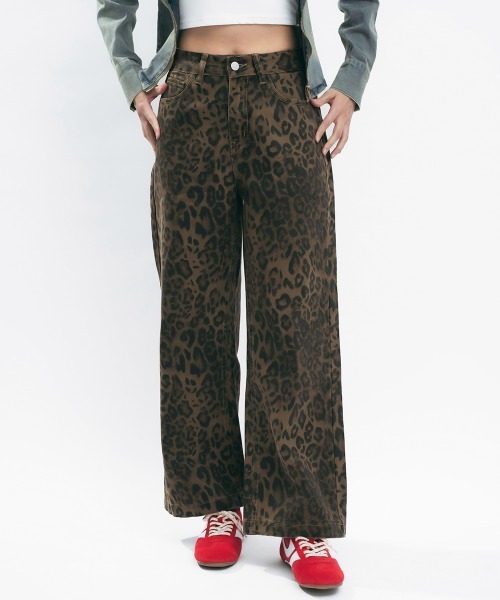 Clum(クルム)の「Leopard print wide pants / レオパードデザインワイドパンツ(その他パンツ・レディース・レオパード・SMALL/MEDIUM)」の3枚目の写真