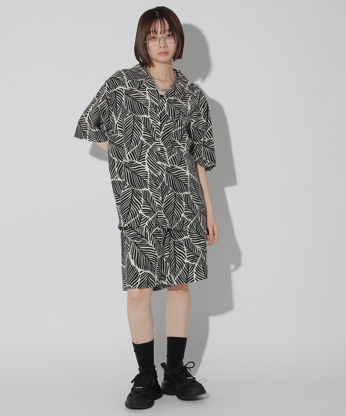 Anui(アニュイ)の「【UNISEX/2サイズ展開】リーフガラセットアップショートパンツ(その他パンツ・レディース・ブラック/ベージュ・SMALL/MEDIUM)」の13枚目の写真