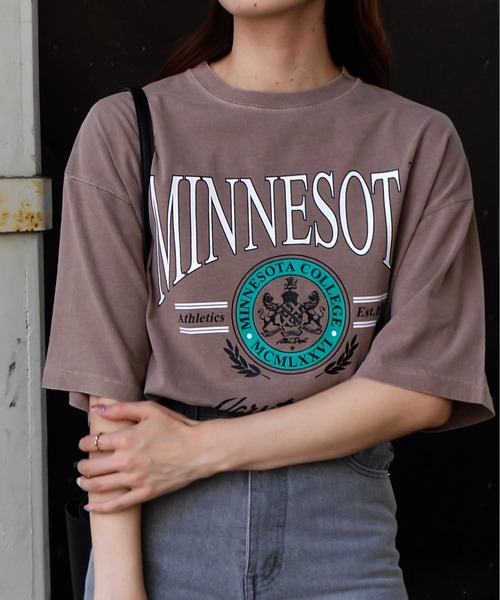 spiritoso(スピリトーゾ)の「【spiritoso】MINESOTAカレッジロゴTシャツ(CP)(Tシャツ/カットソー・レディース・チャコール/ブラウン/ホワイト系・FREE)」の18枚目の写真