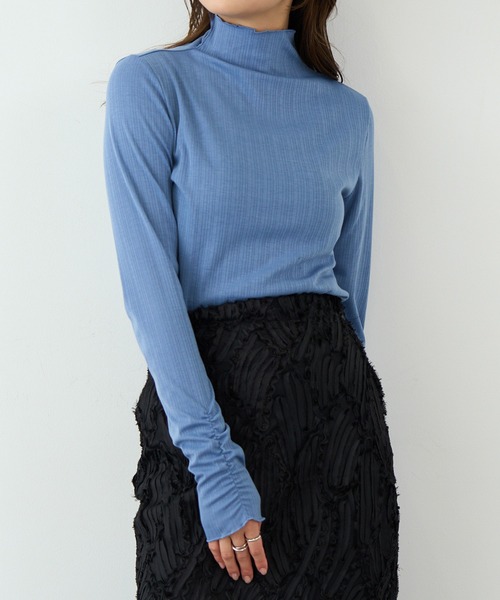 SETUP7（セットアップセブン）の「【SETUP7】ランダムテレコ袖シャーリング長袖Tシャツ GLR（Tシャツ/カットソー・レディース・ブラック/オフホワイト/ブルー/ライトグレー/イエロー・M/L）」の4枚目の写真