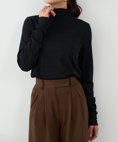 SETUP7（セットアップセブン）の「【SETUP7】ランダムテレコ袖シャーリング長袖Tシャツ GLR（Tシャツ/カットソー・レディース・ブラック/オフホワイト/ブルー/ライトグレー/イエロー・M/L）」の2枚目の写真