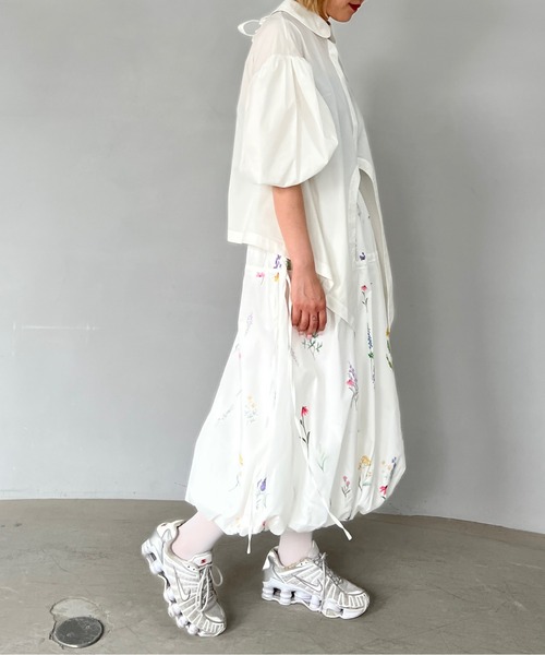Fano Studios(ファノ ストゥディオズ)の「フラワープリント バルーンロングスカート FC25B050【Fano Studios】【2025SS】(スカート・レディース・ホワイト・L/M/S)」の19枚目の写真