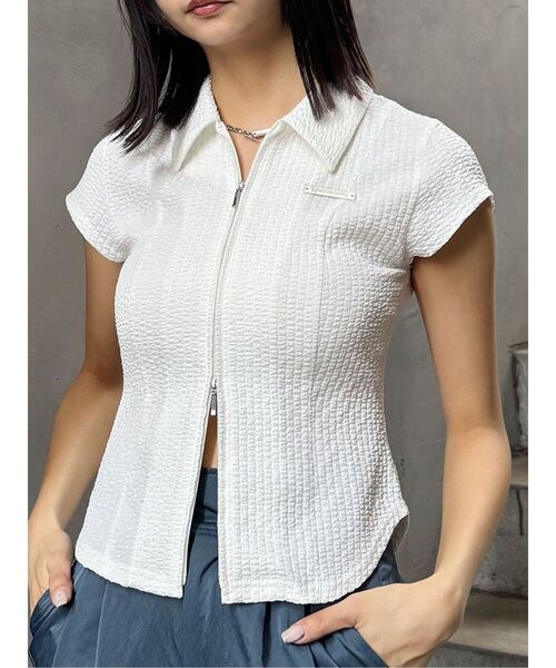 MURUA（ムルーア）の「ダブルジップタイトシャツ（シャツ/ブラウス・レディース・ホワイト/ブラック/ブルー・FREE）」の2枚目の写真