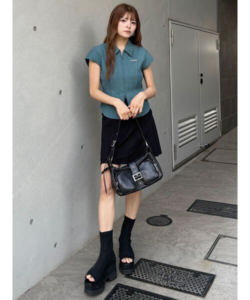 MURUA（ムルーア）の「ダブルジップタイトシャツ（シャツ/ブラウス・レディース・ホワイト/ブラック/ブルー・FREE）」の21枚目の写真