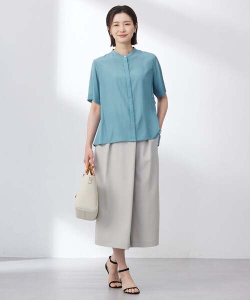 J.PRESS Ladies(J.プレス レディス)の「【WEB限定カラーあり・洗える・速乾・接触冷感】リライムライトローン バックフリル ブラウス(シャツ/ブラウス・レディース・ブルー系/ブラウン系/ライトグリーン系/ベージュ系・XS)」の14枚目の写真
