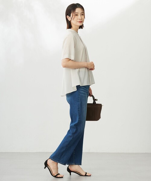 J.PRESS Ladies(J.プレス レディス)の「【WEB限定カラーあり・洗える・速乾・接触冷感】リライムライトローン バックフリル ブラウス(シャツ/ブラウス・レディース・ブルー系/ブラウン系/ライトグリーン系/ベージュ系・XS)」の17枚目の写真