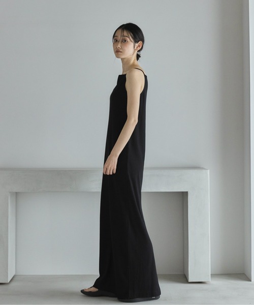 feepur（フェピュール）の「【TALL/2Tサイズあり】カットリブキャミワンピース（ワンピース・レディース・ブラック/チャコールグレー/オートミール・MEDIUM/TALL/2T/SMALL）」の5枚目の写真