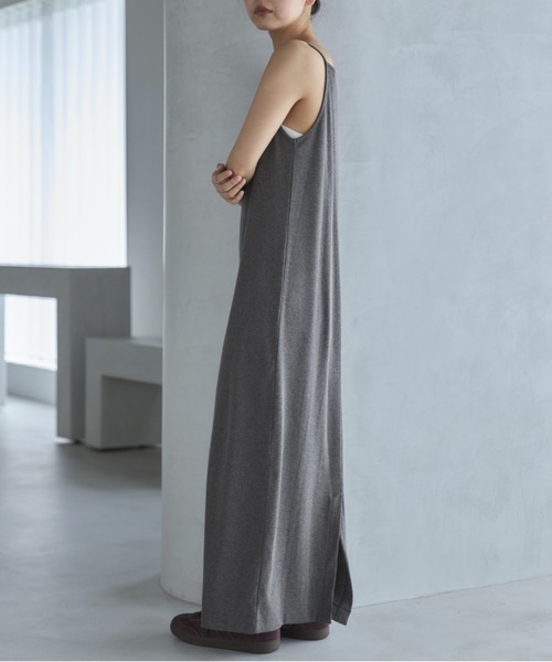 feepur（フェピュール）の「【TALL/2Tサイズあり】カットリブキャミワンピース（ワンピース・レディース・ブラック/チャコールグレー/オートミール・MEDIUM/TALL/2T/SMALL）」の13枚目の写真