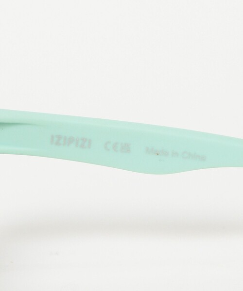 こども ビームス(コドモビームス)の「IZIPIZI / Sun Kids +C サングラス(3~5才)(サングラス・キッズ・サックスブルー/ブラック/ブラウン・ONE SIZE)」の14枚目の写真