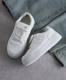 MAGASIN DE MODE Onjna（マガジンデモードオンジェナ ）の「【MAGASIN DE MODE Onjna】ベーシックコートスニーカー ボリュームソール 厚底 韓国風 Y2K ヴィンテージライク KNF-TP（スニーカー）」