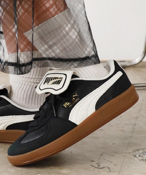 PUMA(プーマ)の「PUMA/プーマ PALERMO PREMIUM パレルモプレミアムスニーカー(スニーカー・メンズ・ホワイト/ブラック・25/28/23/24/26/27)」の2枚目の写真