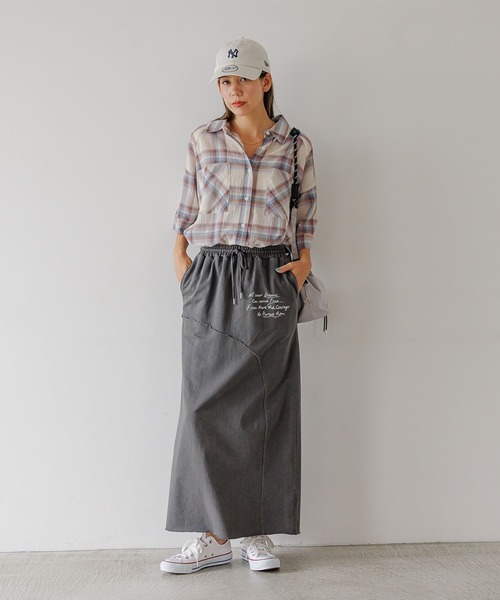 BAYFLOW(ベイフロー)の「ピグメントスカート(スカート・レディース・ブルー/チャコール/グリーン・FREE)」の19枚目の写真