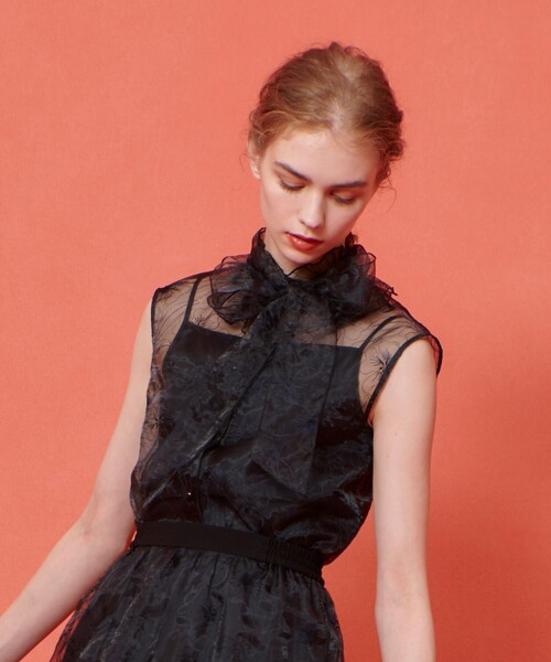 セール】【LOULOU WILLOUGHBY】オーガンジーフラワー刺繍ブラウス