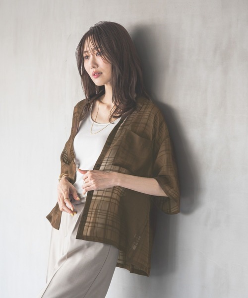 GLOBAL WORK(グローバルワーク)の「アソート柄シアーシャツ半袖/494143(シャツ/ブラウス・レディース・ブラック系その他/ブラウン系その他/ホワイト・MEDIUM/LARGE)」の6枚目の写真
