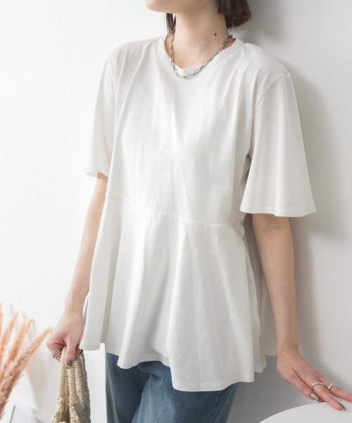 RCD(アールシーディー)の「フレアヘムショートスリーブトップ(Tシャツ/カットソー・レディース・ブラック/オフホワイト/グレイッシュベージュ/チャコールグレー/ミント・4L~5L/LL~3L/M-L)」の2枚目の写真