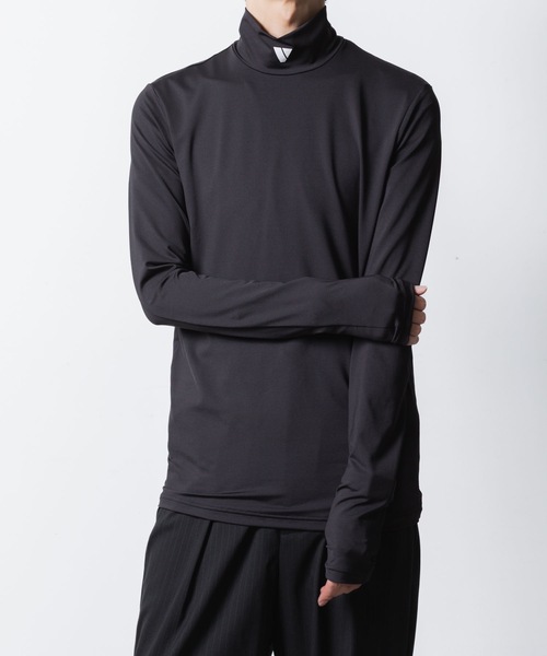 VEIN (ヴェイン)の「クールマックス ストレッチジャージー VPW ハイネックL/S TEE / COOLMAX STRETCH JERSEY VPW HIGH NECK L/S TEE(Tシャツ/カットソー・メンズ・ブラック・2/3/1)」の1枚目の写真