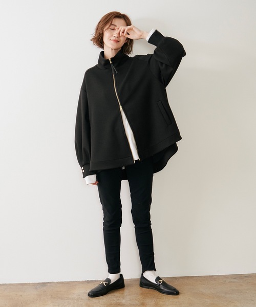 Emma Taylor(エマテイラー)の「ダンボールスタンドカラーフレアブルゾン(ブルゾン・レディース・ライトベージュ/ブラック・FREE)」の16枚目の写真