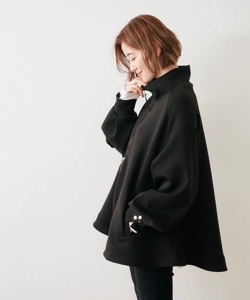 Emma Taylor(エマテイラー)の「ダンボールスタンドカラーフレアブルゾン(ブルゾン・レディース・ライトベージュ/ブラック・FREE)」の10枚目の写真