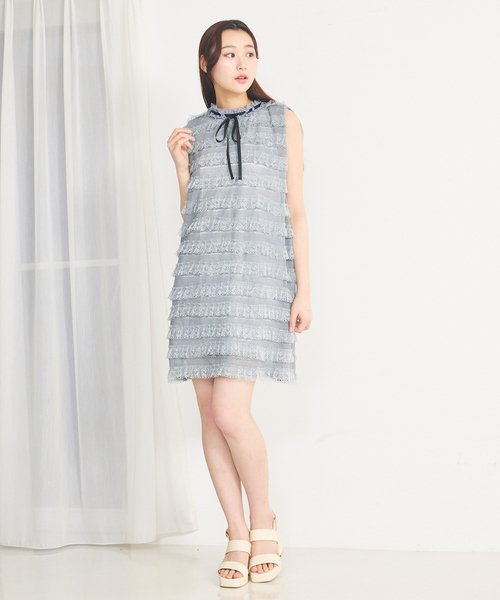 SELFIST(セルフィスト)の「レースフリルミニワンピース 夏服 ノースリーブ リボン ガーリーコーデ ミニワンピ(ワンピース・レディース・グレー/アイボリー/ブラック/オフホワイト・フリー)」の9枚目の写真