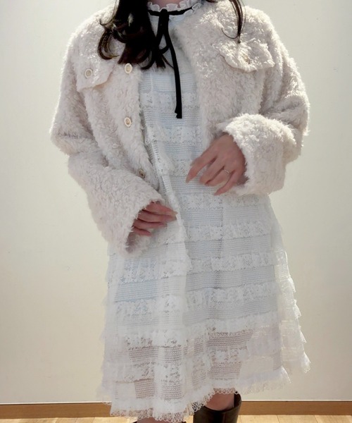 SELFIST(セルフィスト)の「レースフリルミニワンピース 夏服 ノースリーブ リボン ガーリーコーデ ミニワンピ(ワンピース・レディース・グレー/アイボリー/ブラック/オフホワイト・フリー)」の22枚目の写真