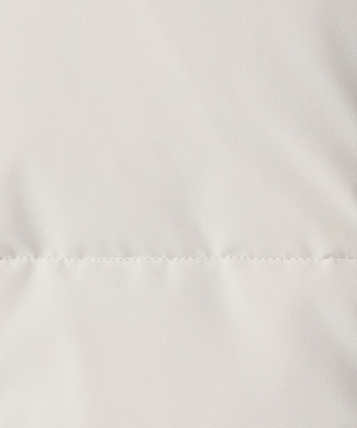 COMME CA ISM（コムサイズム）の「フーデッド ショートダウン（ダウンジャケット/コート・レディース・モカ/ブラック/グレイッシュベージュ・X-LARGE/LARGE/MEDIUM/SMALL）」の18枚目の写真