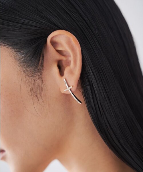 Jouete（ジュエッテ）の「[ウェアピアス] ジルコニア クロス コンビカラー（ピアス（両耳用）・レディース・シルバー系その他・FREE）」の4枚目の写真