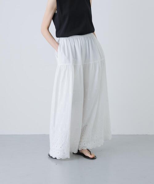 かぐれ(カグレ)の「刺繍ティアードパンツ(その他パンツ・レディース・ブラック/オフホワイト・FREE)」の3枚目の写真