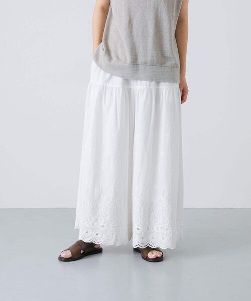 かぐれ(カグレ)の「刺繍ティアードパンツ(その他パンツ・レディース・ブラック/オフホワイト・FREE)」の8枚目の写真