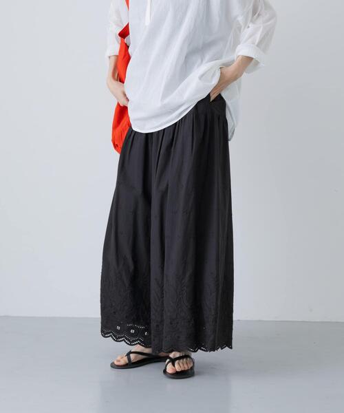 かぐれ(カグレ)の「刺繍ティアードパンツ(その他パンツ・レディース・ブラック/オフホワイト・FREE)」の13枚目の写真