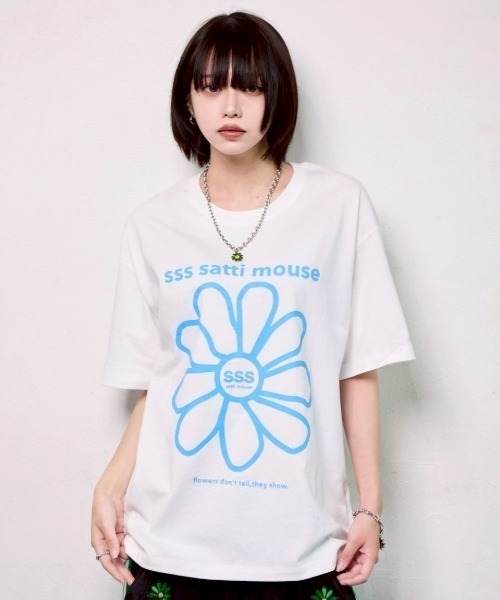 ssssattimouse(エスエスエス サッチ マウス)の「カラーフラワーTシャツ(Tシャツ/カットソー・レディース・グリーン/ブラック/ブルー・M/L/XL)」の3枚目の写真