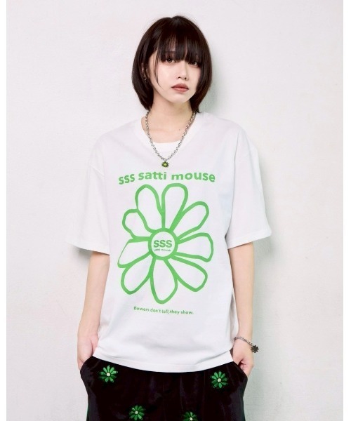 ssssattimouse(エスエスエス サッチ マウス)の「カラーフラワーTシャツ(Tシャツ/カットソー・レディース・グリーン/ブラック/ブルー・M/L/XL)」の5枚目の写真