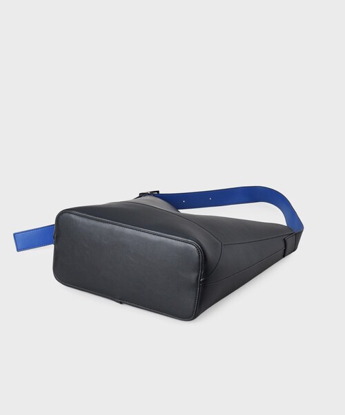 INDIVI（インディヴィ）の「【A4サイズ対応】ワンショルダートートバッグ（トートバッグ・レディース・チャコール/ベージュ系4/ブラック系4・00）」の18枚目の写真