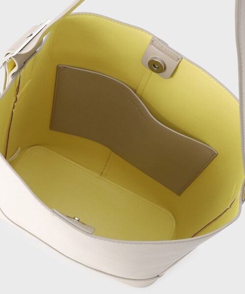 INDIVI（インディヴィ）の「【A4サイズ対応】ワンショルダートートバッグ（トートバッグ・レディース・チャコール/ベージュ系4/ブラック系4・00）」の16枚目の写真