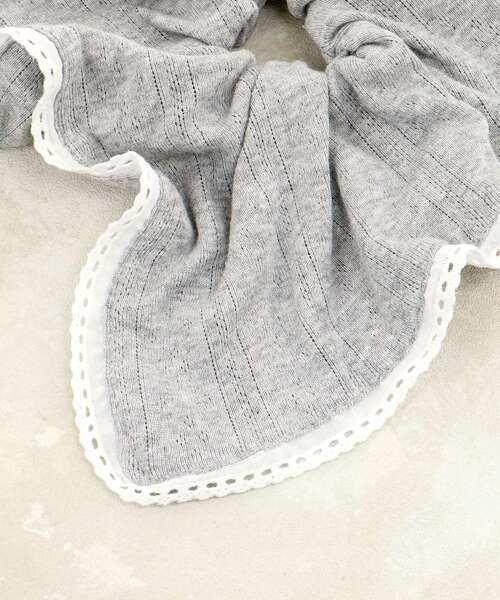 MAJESTIC LEGON（マジェスティックレゴン）の「スクエアシュシュ（シュシュ・レディース・グレー/アイボリー・FREE）」の8枚目の写真