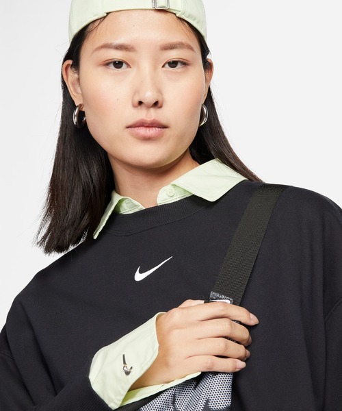 NIKE(ナイキ)の「NIKE WMNS NSW STYLE FLEECE L/S CREW OOS DQ5762-010(スウェット・メンズ・ブラック・M/S)」の6枚目の写真