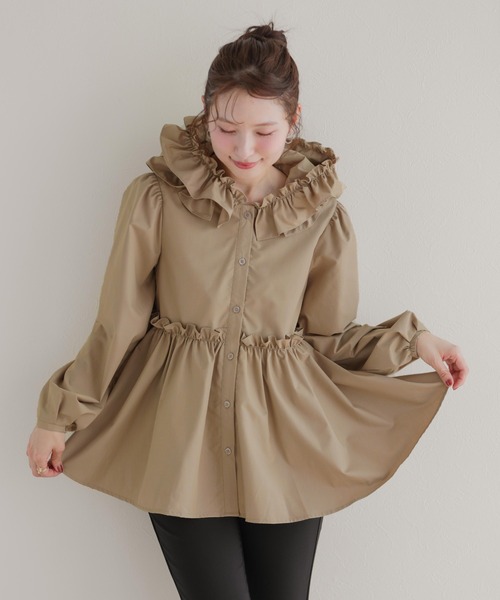 Fit more(フィットモア)の「フリルフード切り替えブラウス(シャツ/ブラウス・レディース・ベージュ/ホワイト/ブラック・FREE)」の1枚目の写真