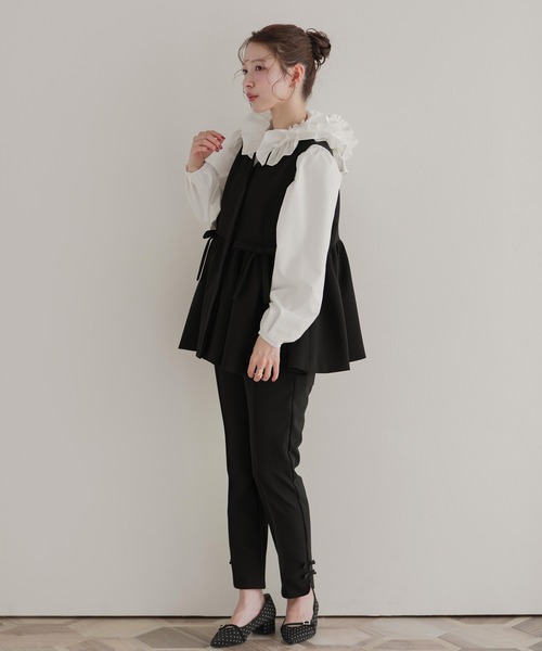 Fit more(フィットモア)の「フリルフード切り替えブラウス(シャツ/ブラウス・レディース・ベージュ/ホワイト/ブラック・FREE)」の8枚目の写真