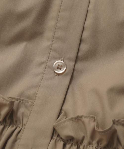 Fit more(フィットモア)の「フリルフード切り替えブラウス(シャツ/ブラウス・レディース・ベージュ/ホワイト/ブラック・FREE)」の17枚目の写真